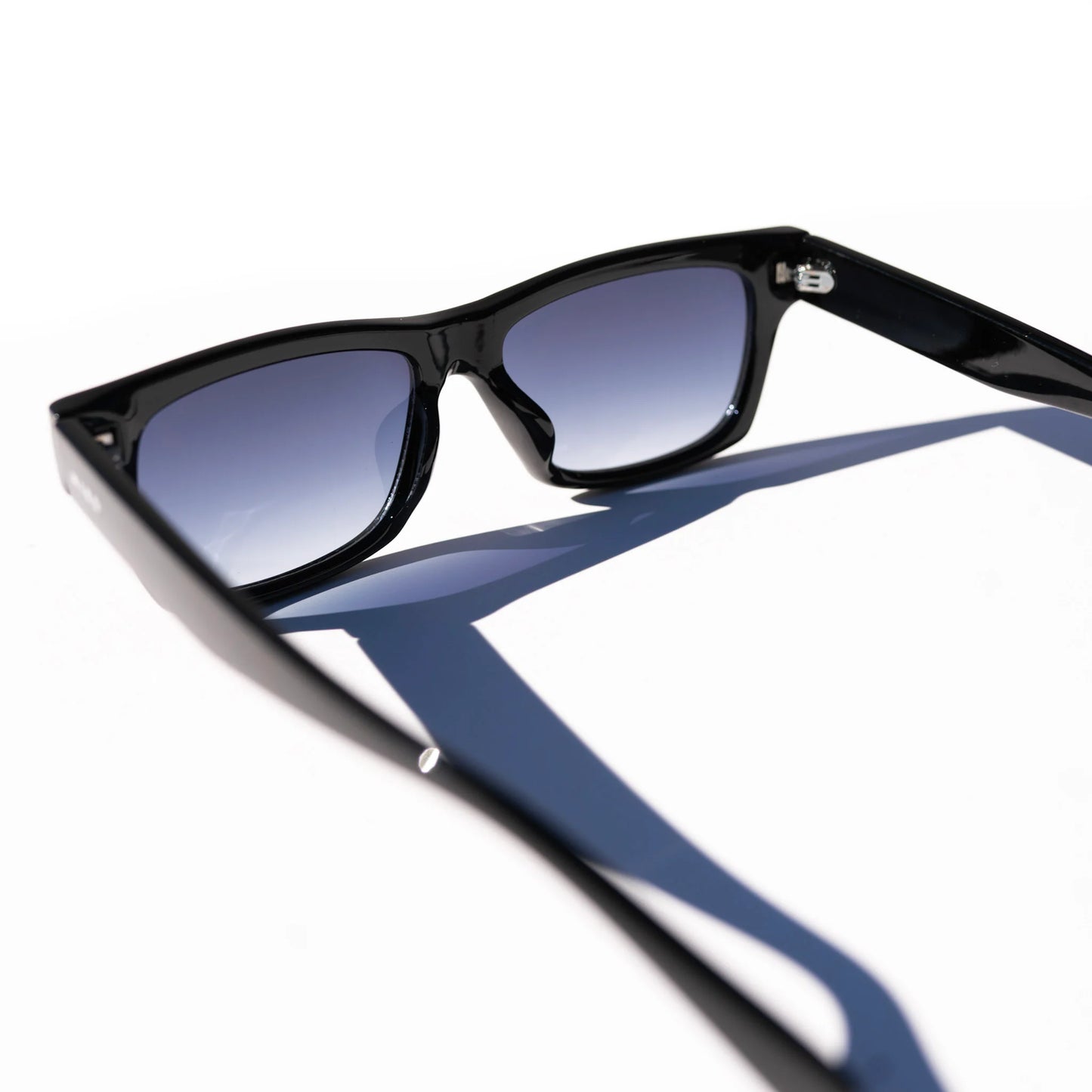 MIKO Eco: Riley Sunglasses in Boba