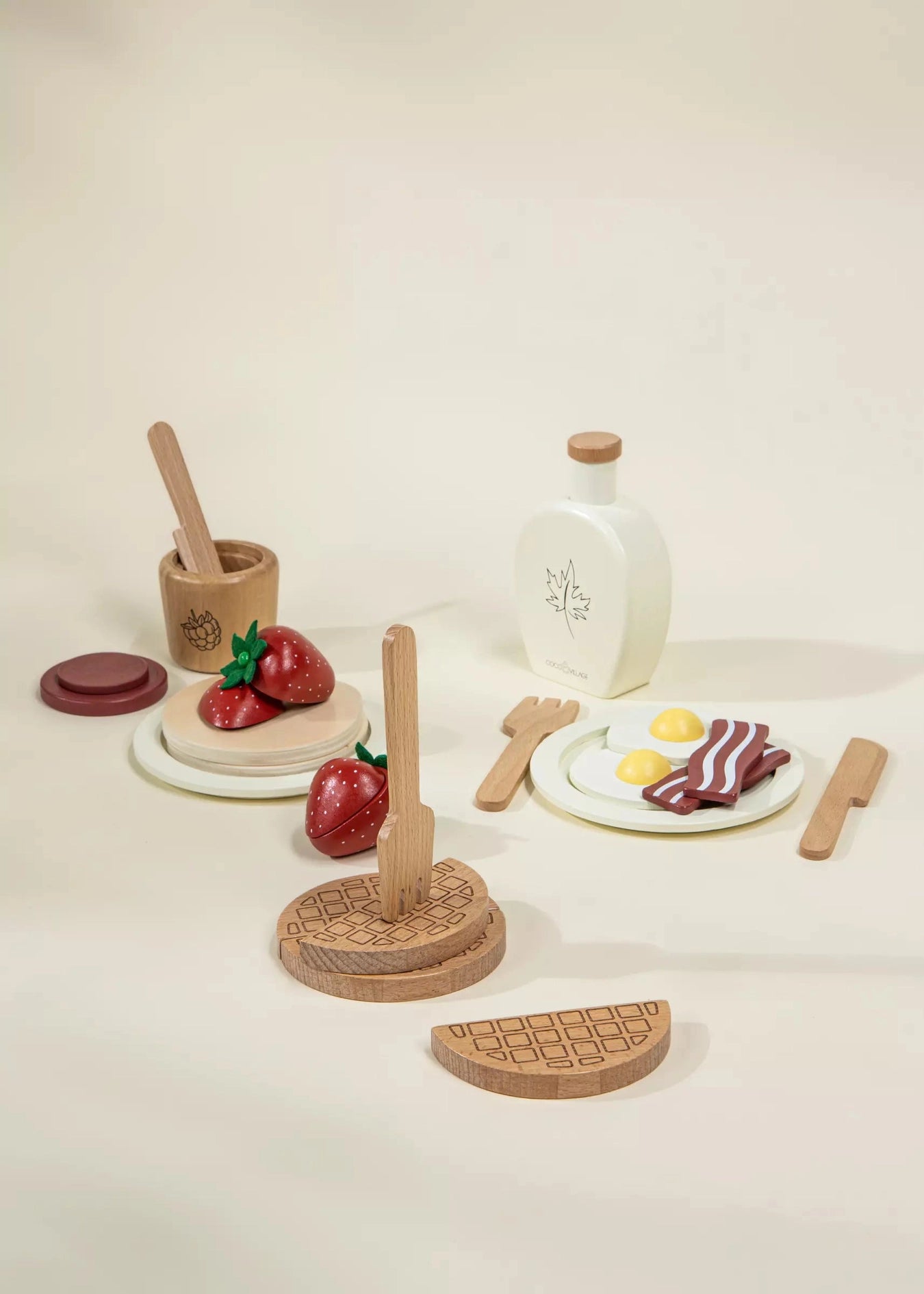 Wooden Brunch Set by Coco Village