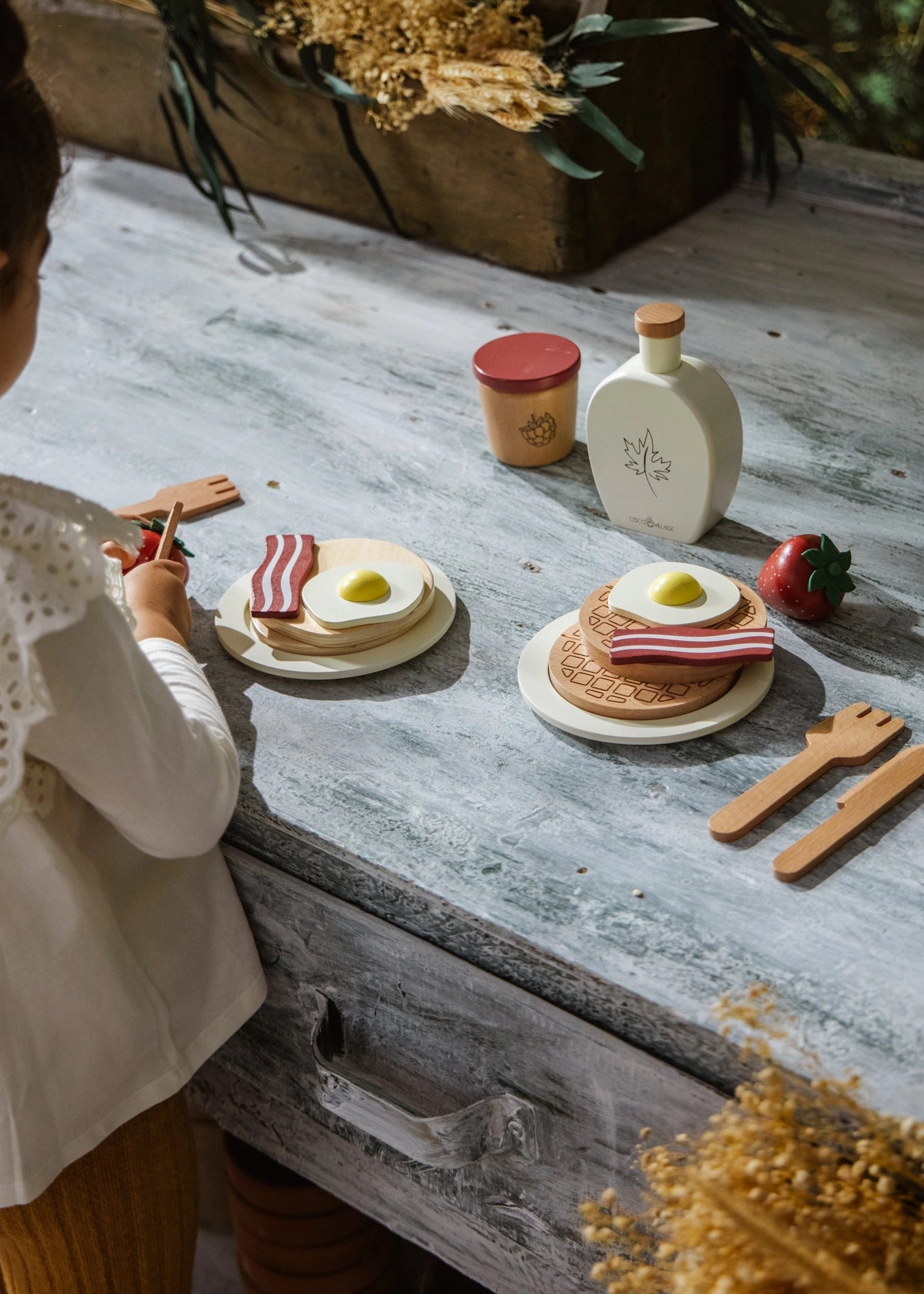 Wooden Brunch Set by Coco Village