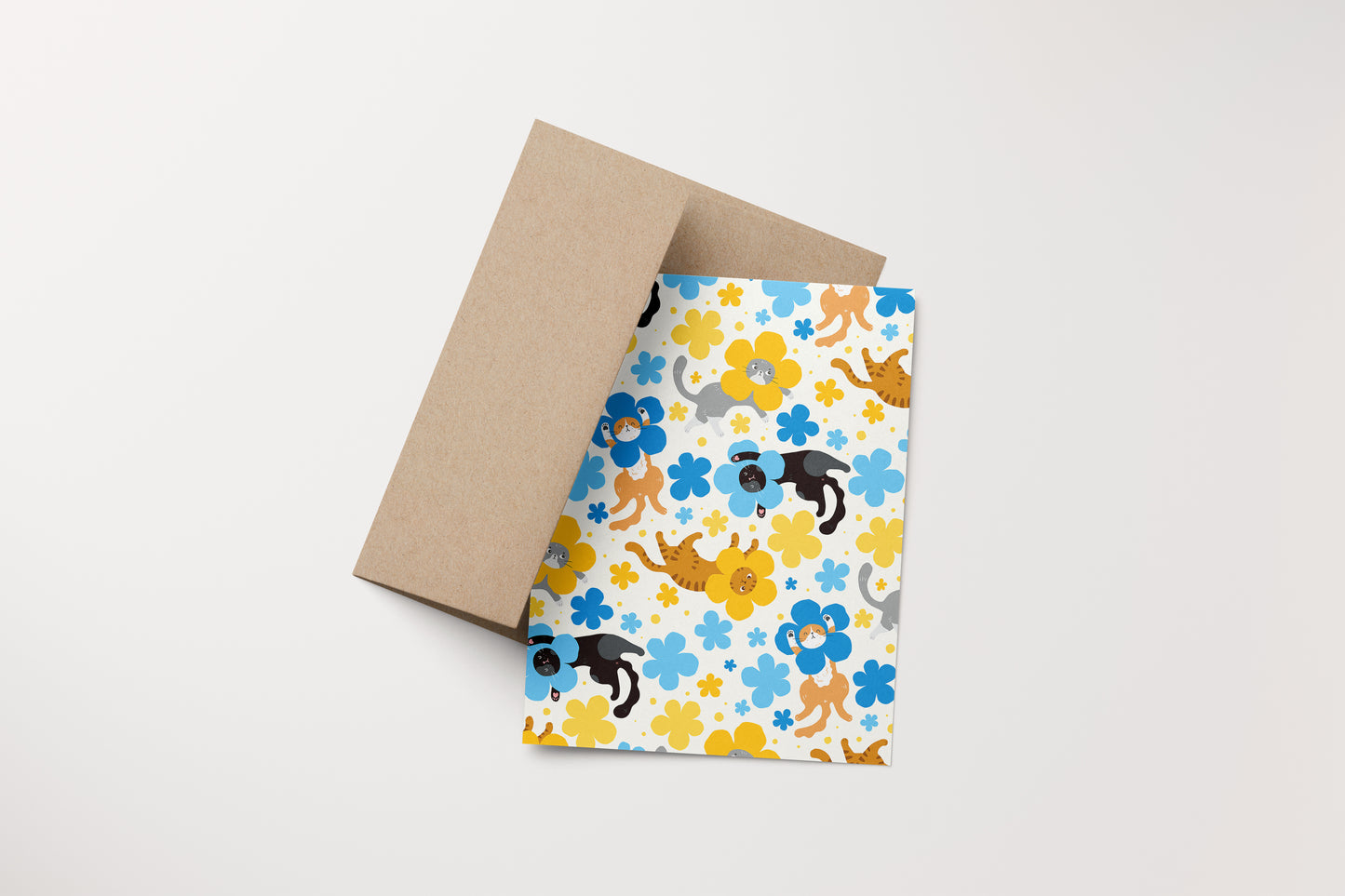 Cream Flower Cat Card
