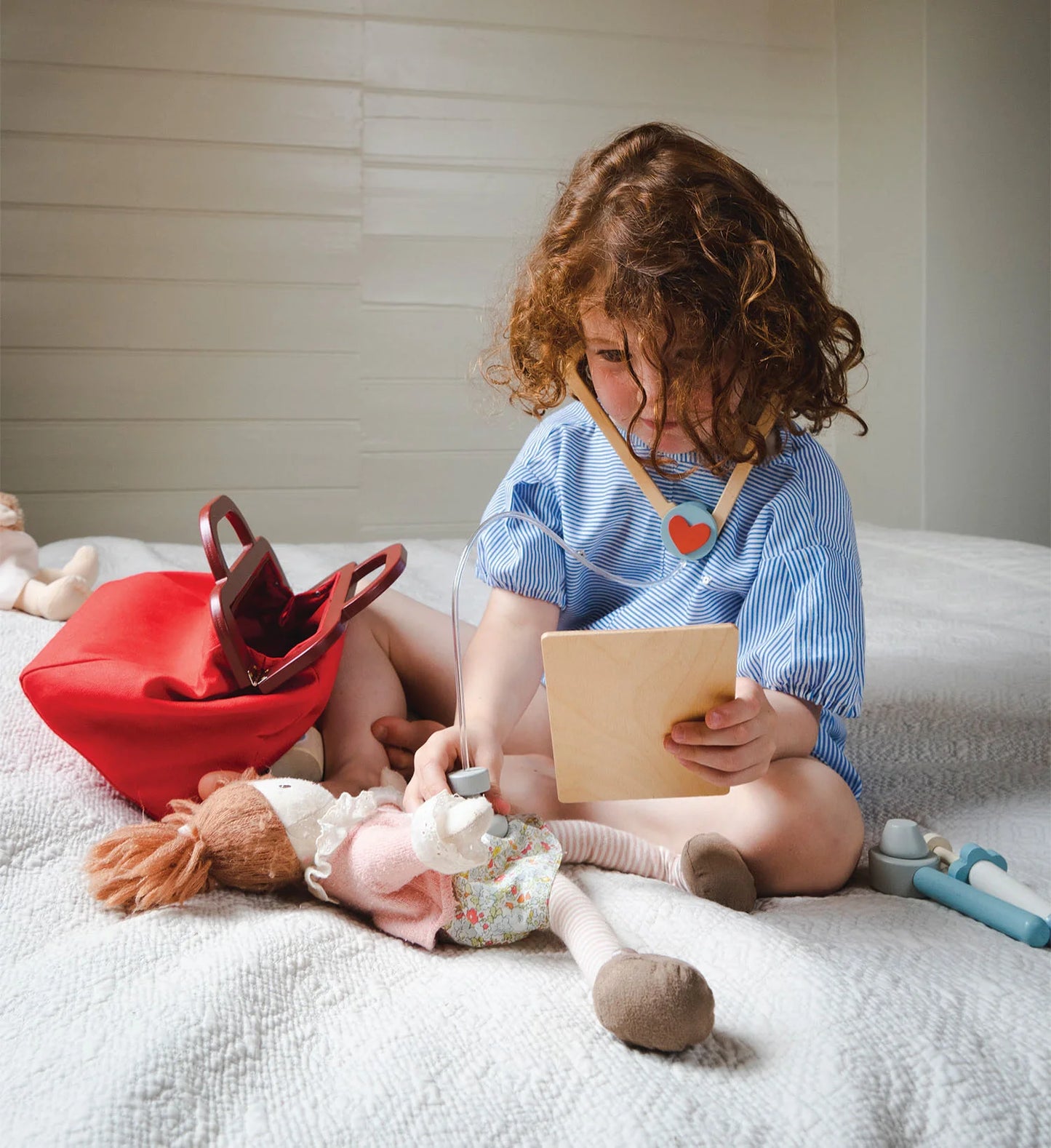 Doctor's Bag by Tender Leaf Toys